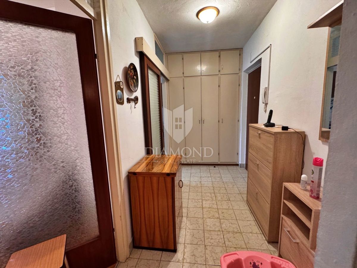 Prostorno stanovanje, Labin, Istra