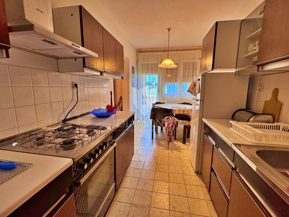 Prostorno stanovanje, Labin, Istra