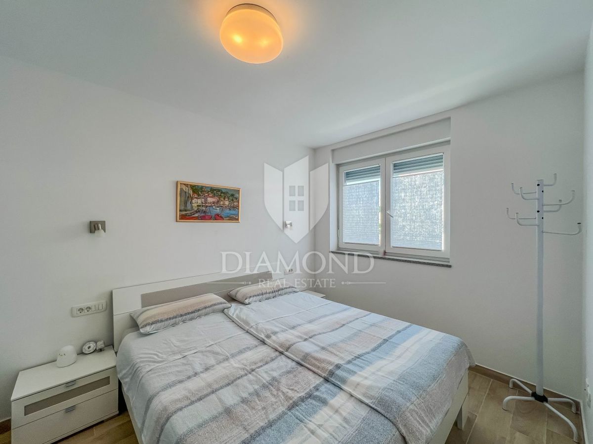 Novigrad, moderno stanovanje s pogledom na morje