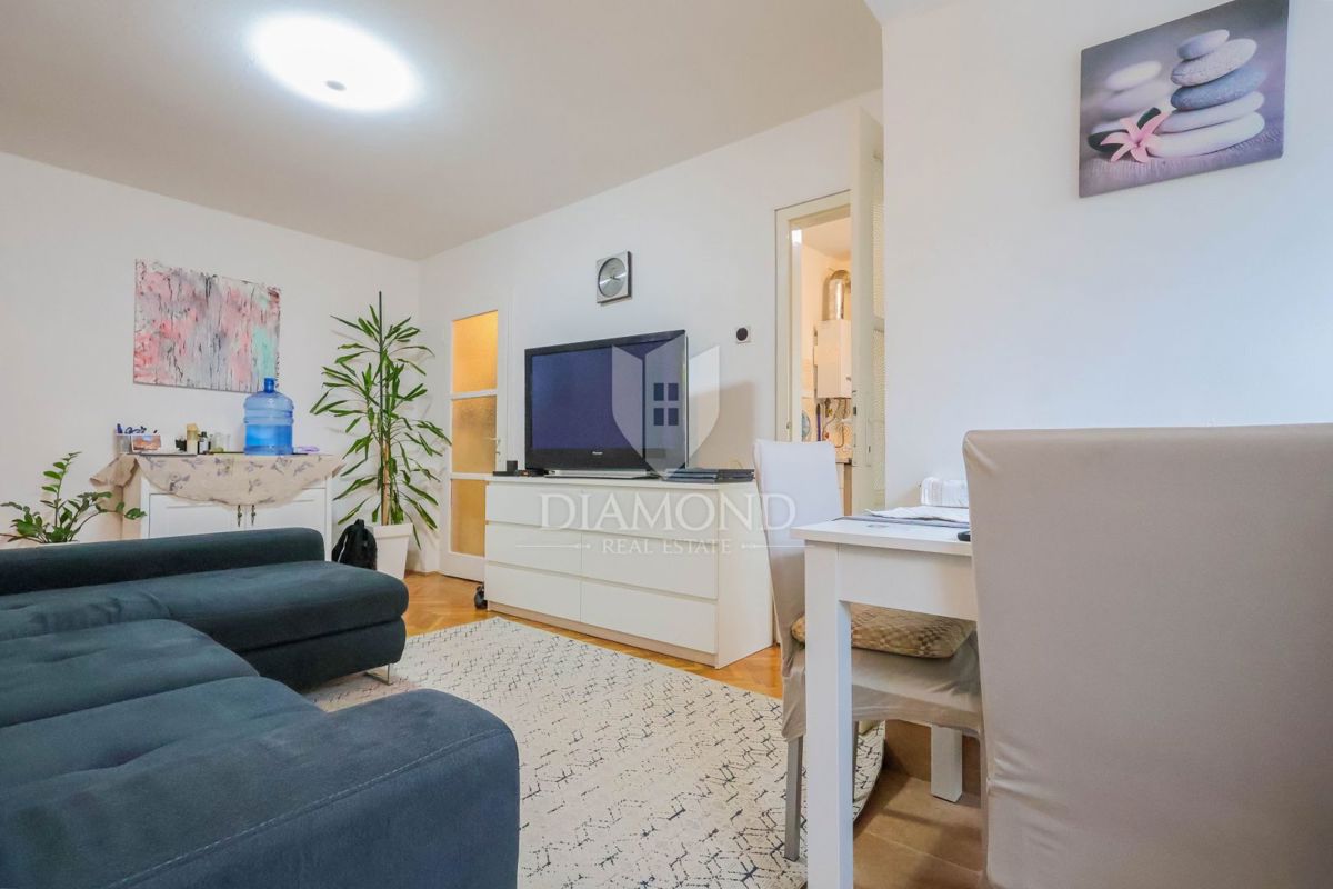 Zagreb, Volovčica! Ugodno trisobno stanovanje!