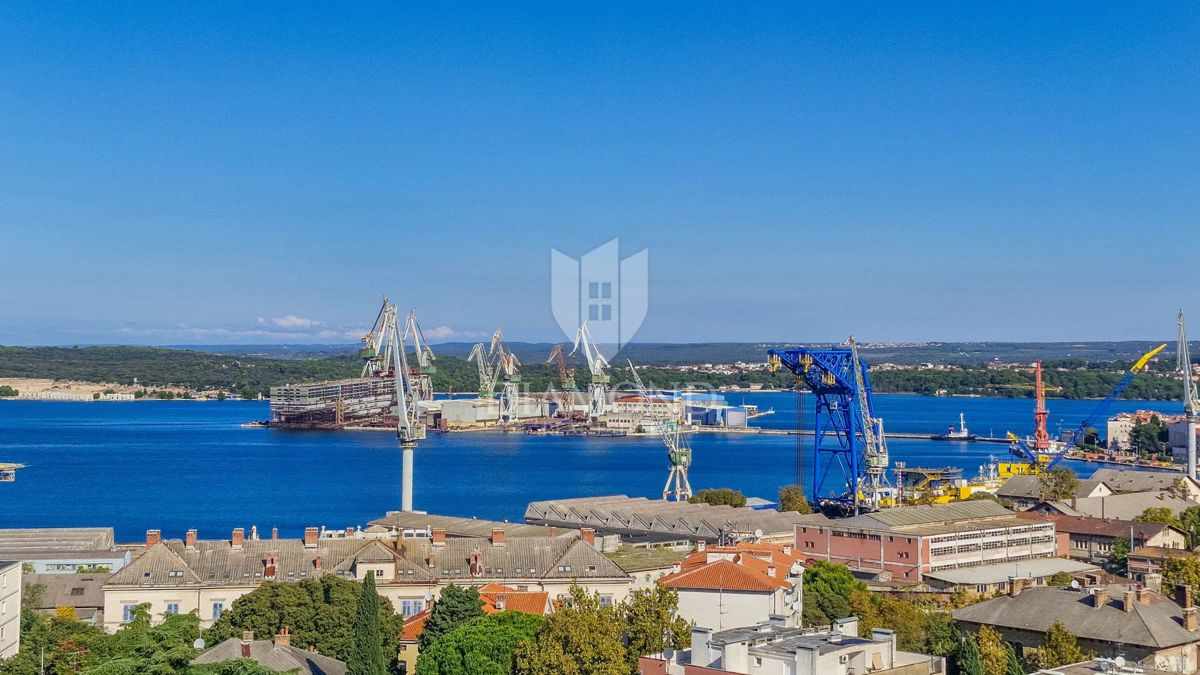 Pula, Veruda, stanovanje s pogledom na morje