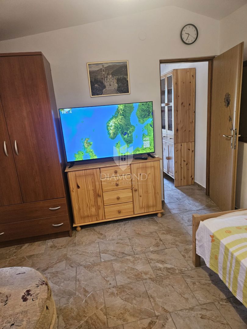 PRILOŽNOST!! ROVINJ! TRI HIŠE IN BAZEN!