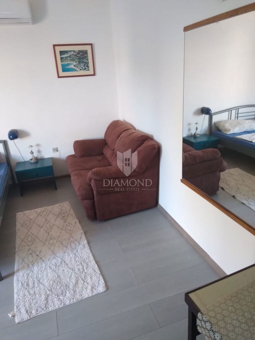 PRILOŽNOST!! ROVINJ! TRI HIŠE IN BAZEN!