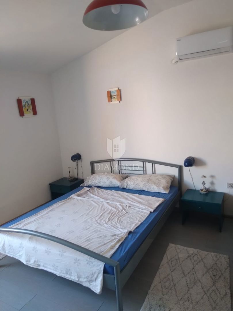 PRILOŽNOST!! ROVINJ! TRI HIŠE IN BAZEN!