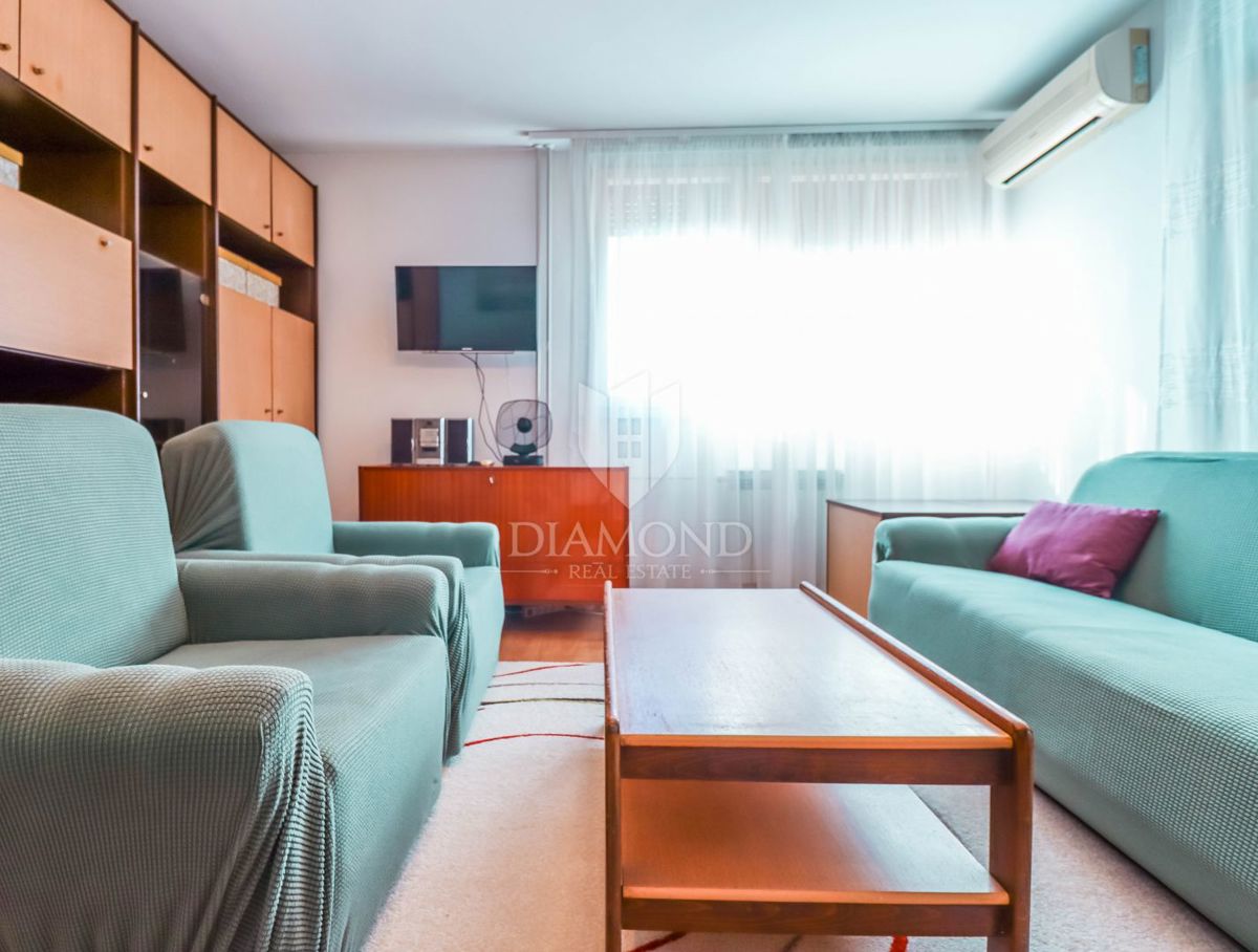 Enosobno stanovanje v Ravnicah nasproti parka Maksimir