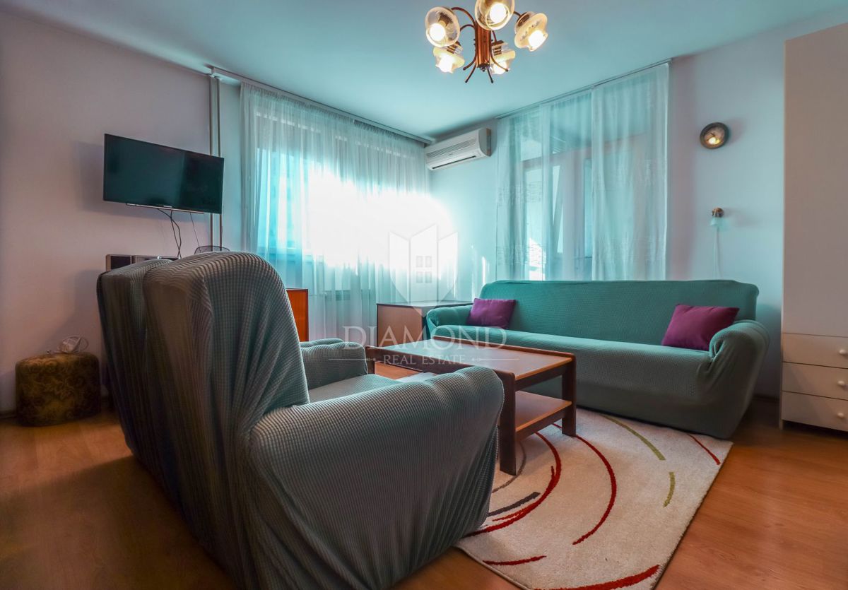 Enosobno stanovanje v Ravnicah nasproti parka Maksimir