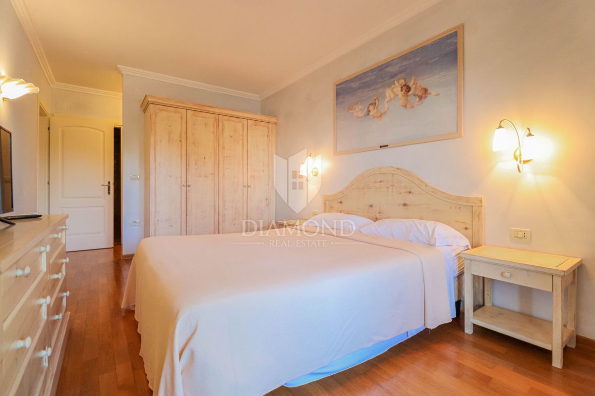 Apartmaj Crveni Vrh, Umag, 121m2