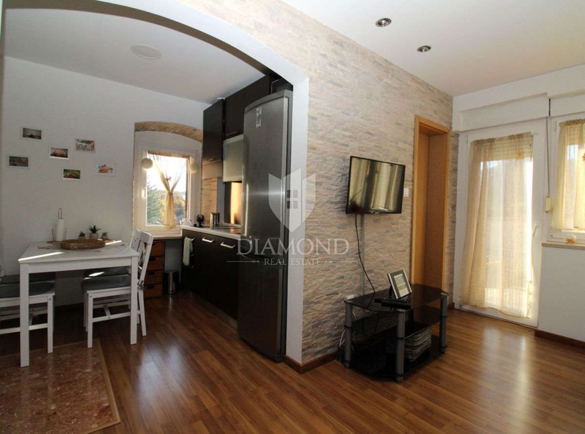 JUŠIĆI, MATULJI - Dve stanovanjski enoti