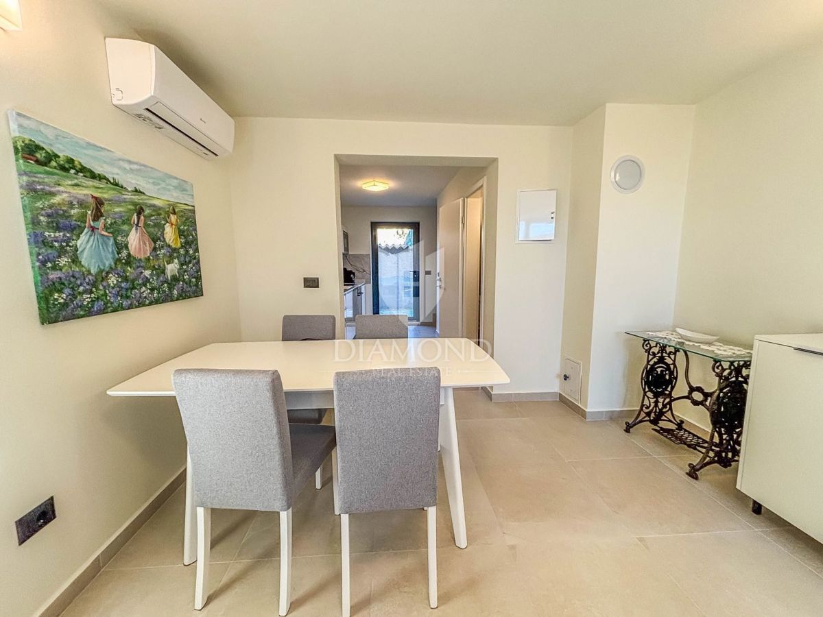 Poreč, okolica, očarljiva hiša s panoramskim razgledom!