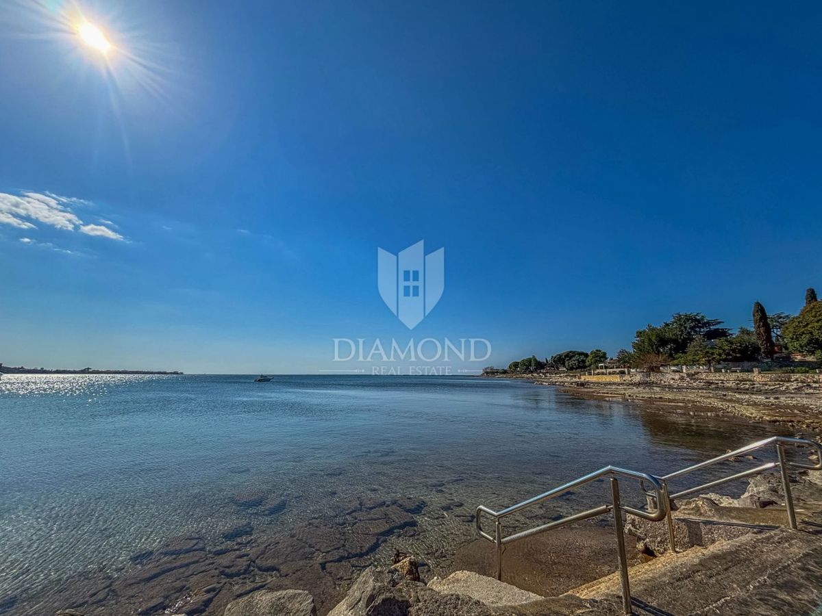 Ekskluzivno! Novigrad, stanovanje v pritličju 100 m od plaže!