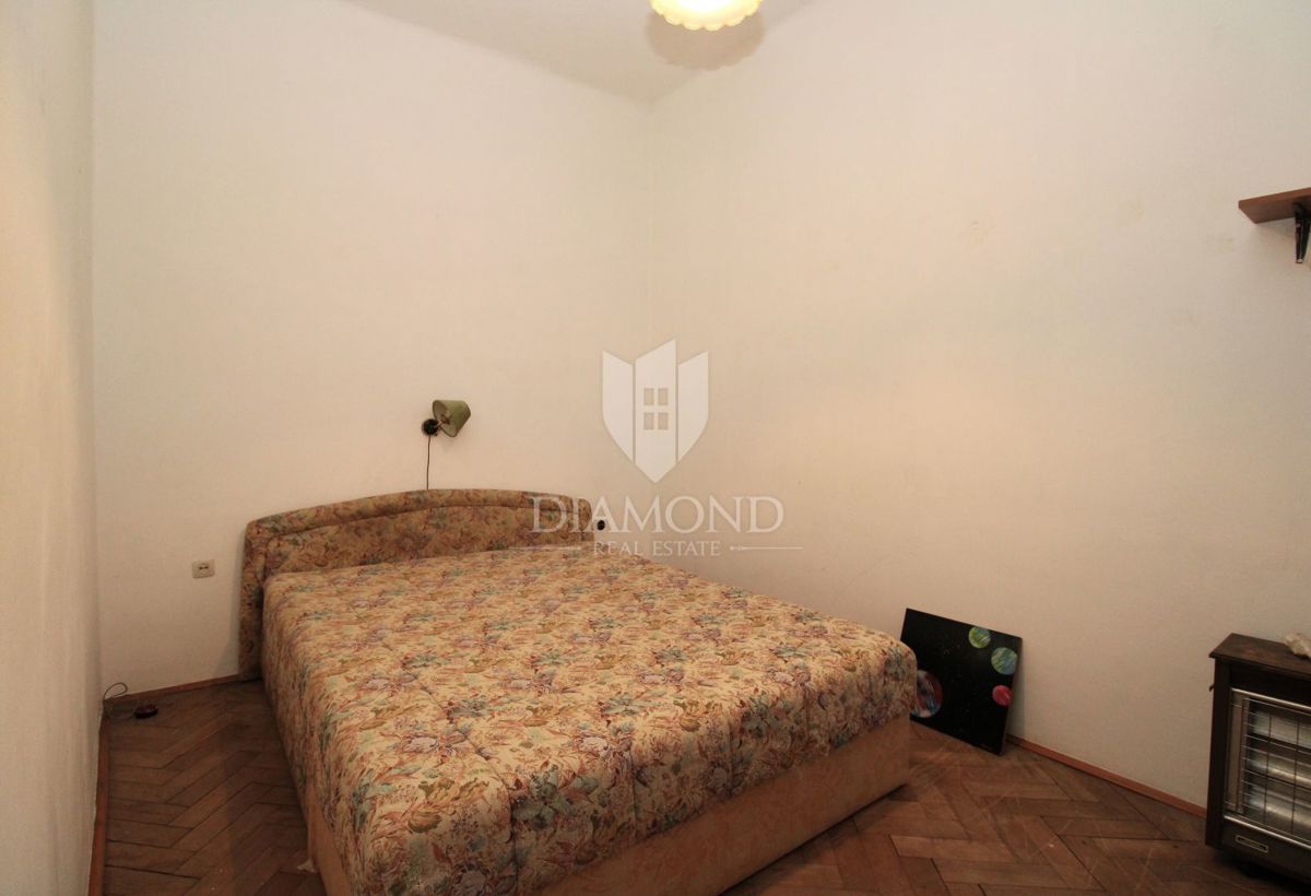 RIJEKA – STANOVANJE V ŠIRŠEM MESTNEM SREDIŠČU S TERASO