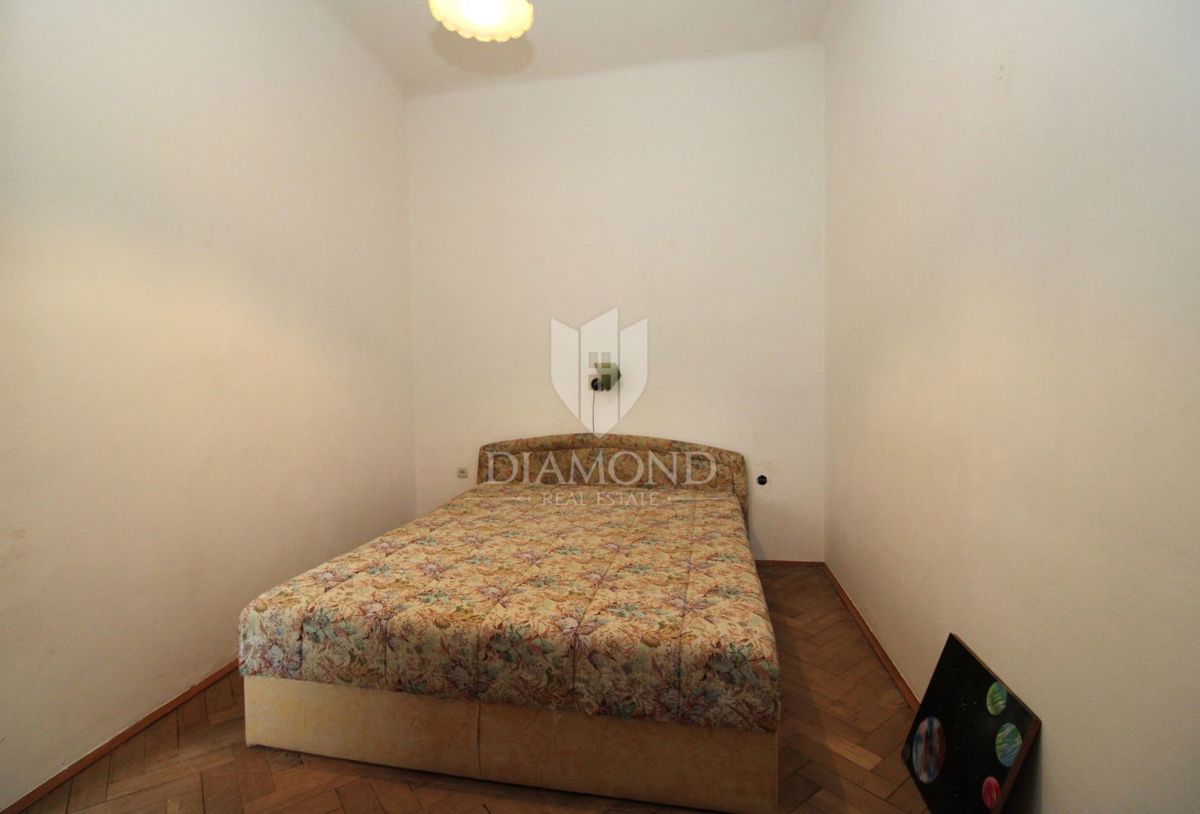 RIJEKA – STANOVANJE V ŠIRŠEM MESTNEM SREDIŠČU S TERASO