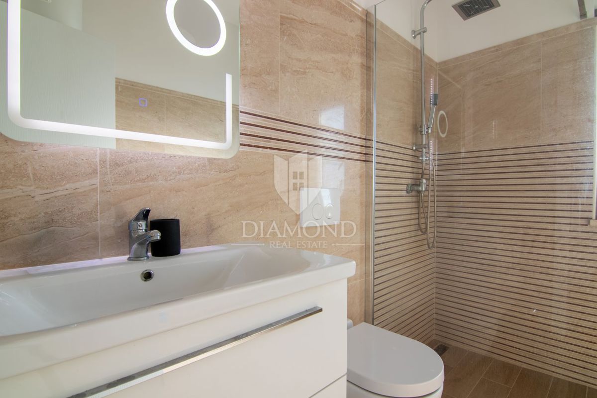 Krk, Njivice, dvosobno stanovanje s pogledom na morje