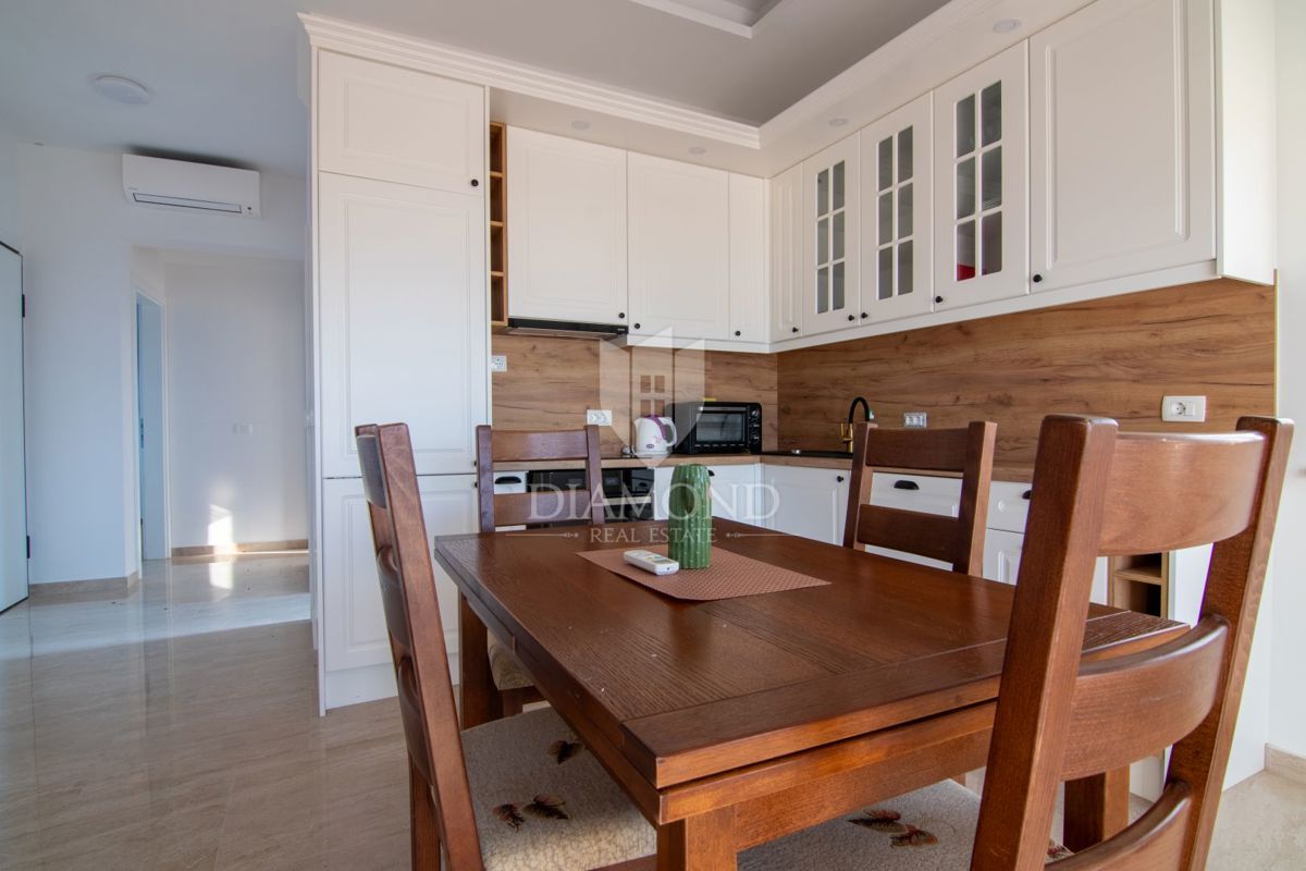 Krk, Njivice, dvosobno stanovanje s pogledom na morje