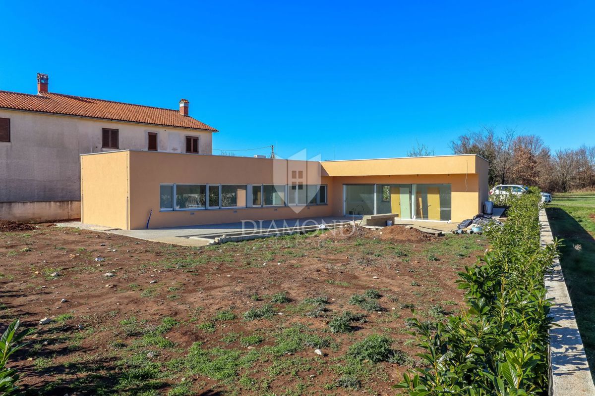 Žminj, okolica, dizajnerska hiša z bazenom