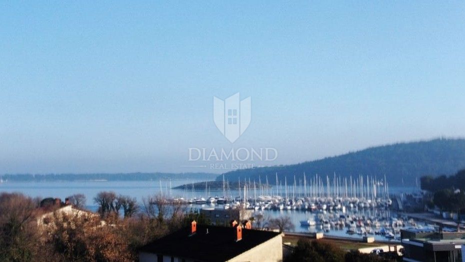 Privlačno gradbeno zemljišče v Pomerju - možnost gradnje več stanovanj