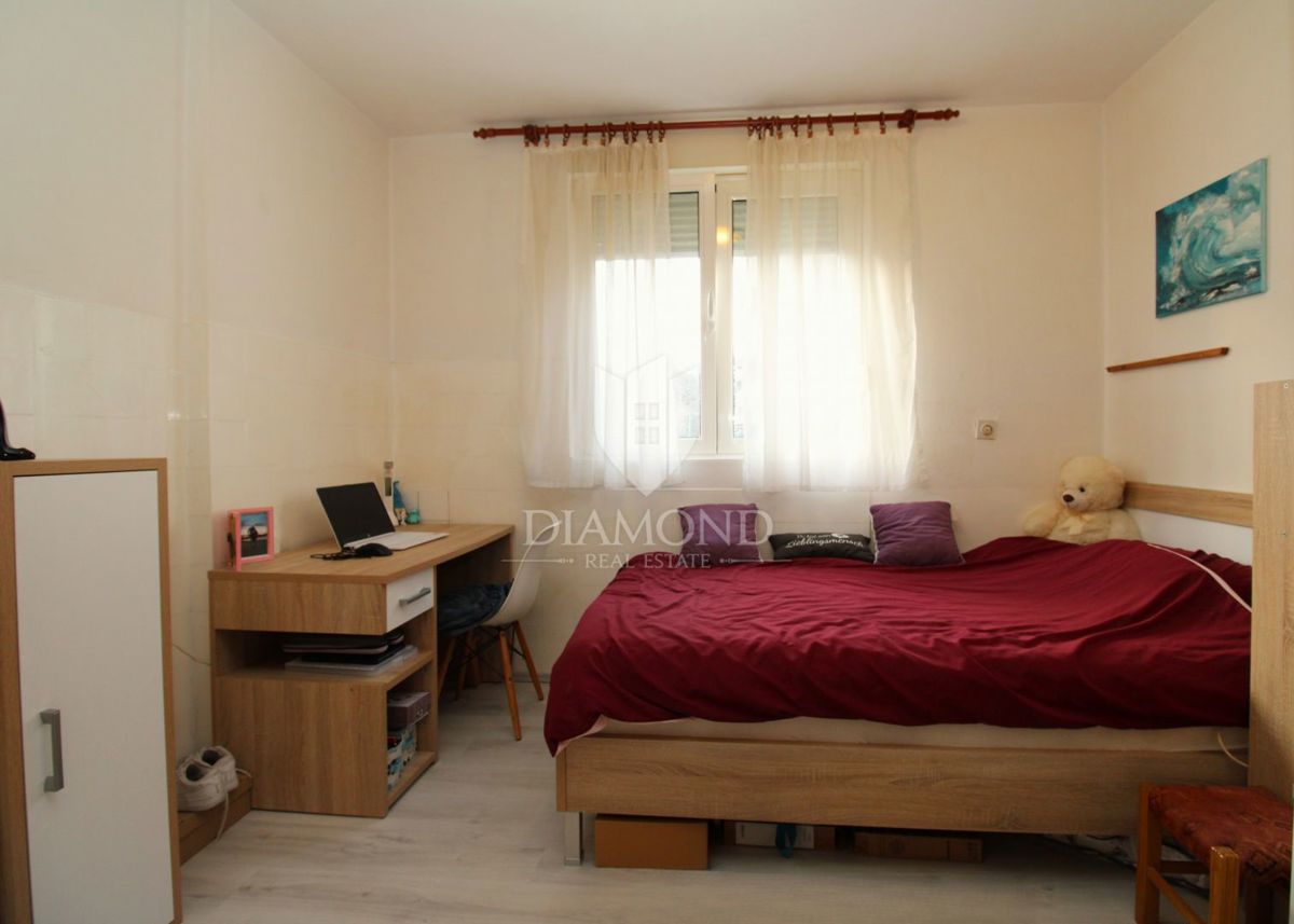 RIJEKA, BELVEDER – ZWEI-ZIMMER-WOHNUNG MIT BALKON