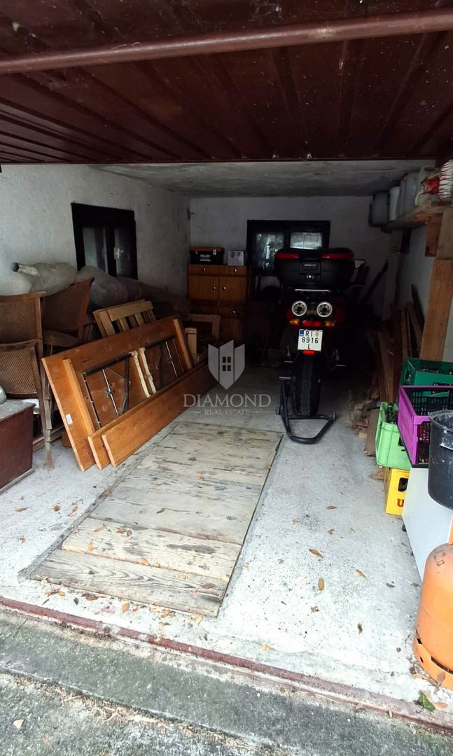 REKA – TROSOBNO STANOVANJE Z GARAŽAMI