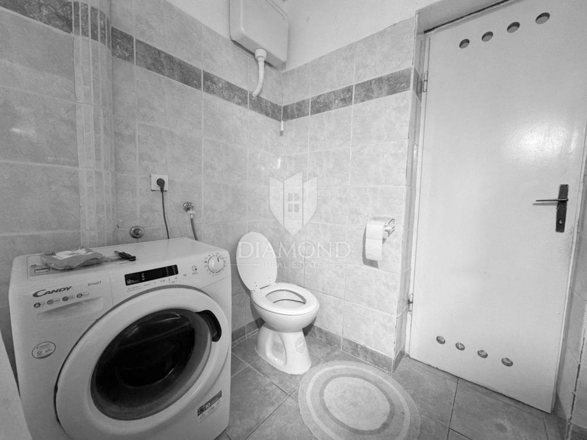 Zagreb, Britanec! Dvosobno stanovanje s teraso!