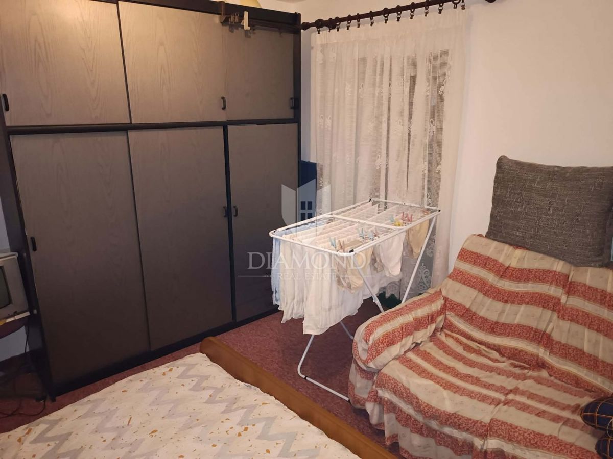 Hiša Dobrinj, ne, 100m2