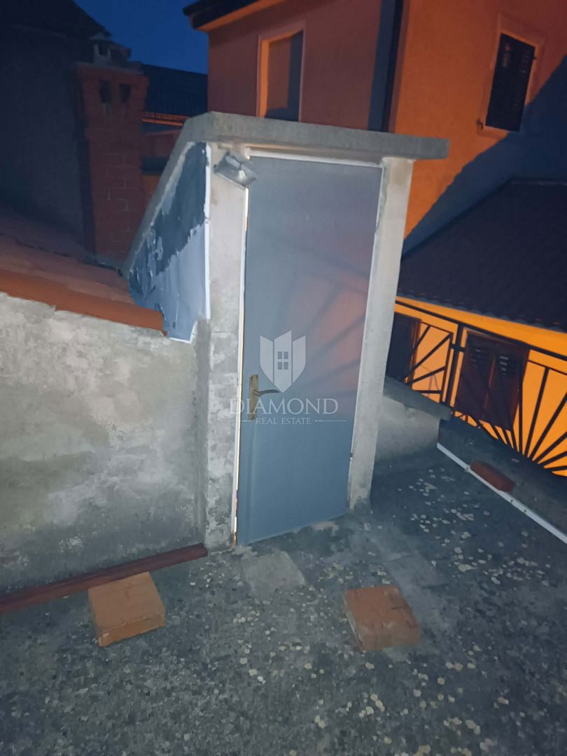 Hiša Dobrinj, ne, 100m2