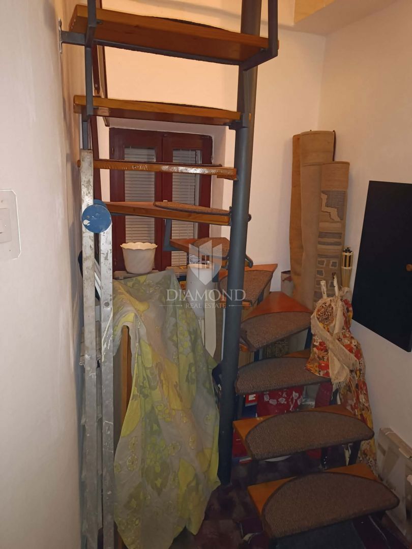 Hiša Dobrinj, ne, 100m2