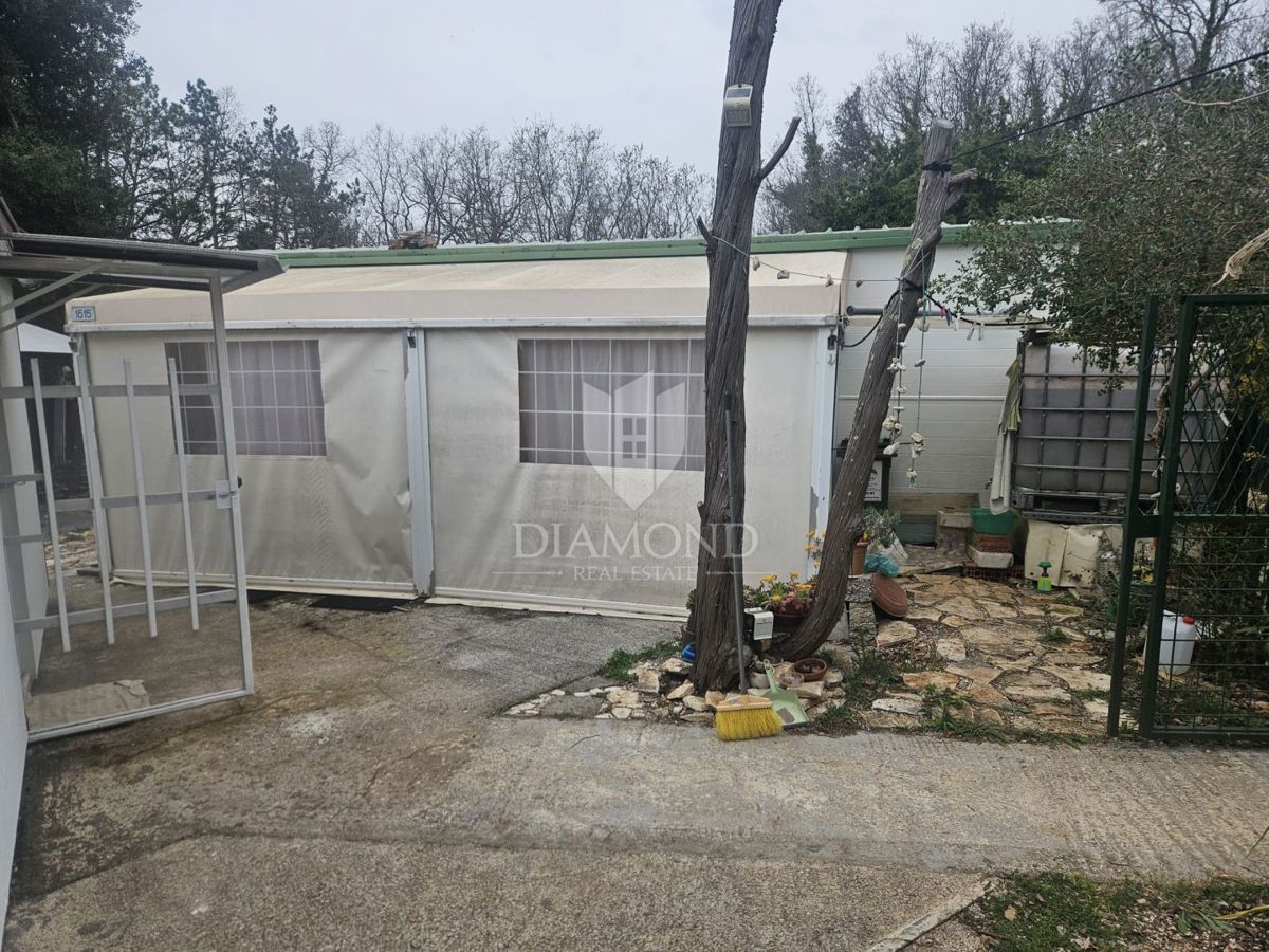 Hiša v bližini Peroja