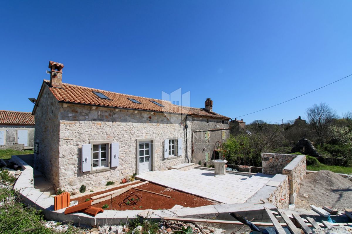 Istra, popolnoma prenovljena avtohtona hiša