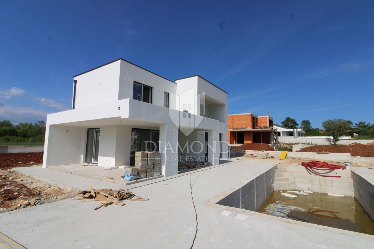 Labin, okolica, novogradnja, počitniška hiša z bazenom