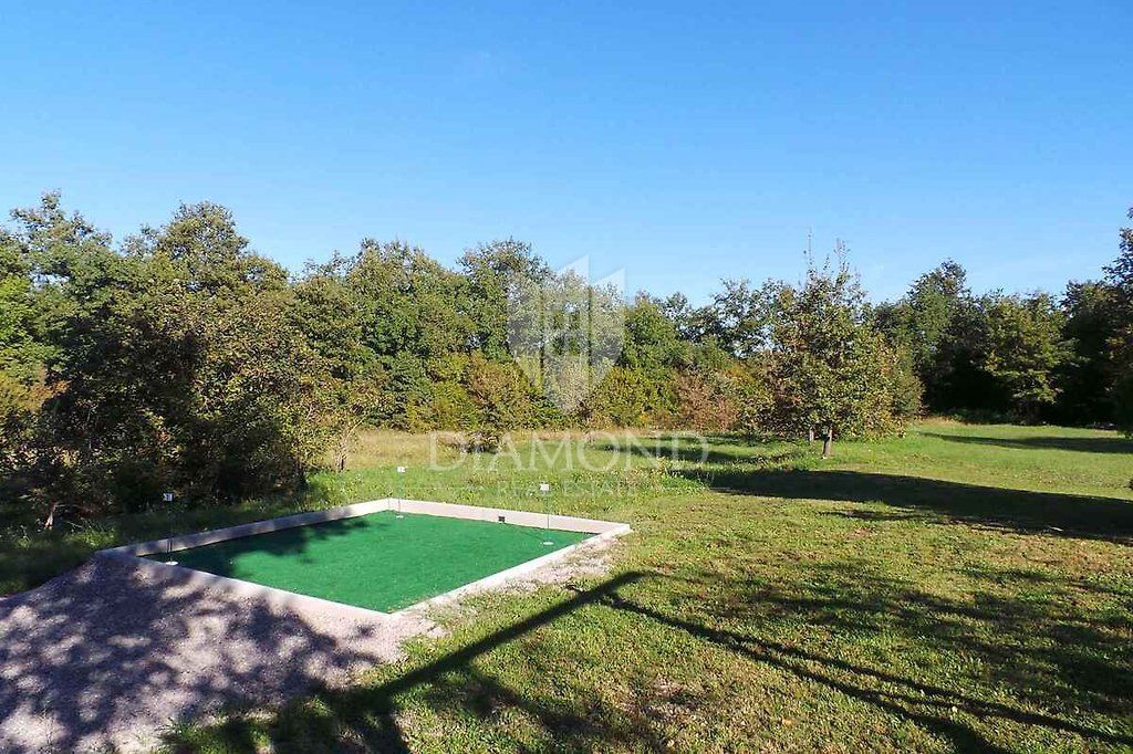 Labin, okolica, hiša z bazenom in velikim vrtom