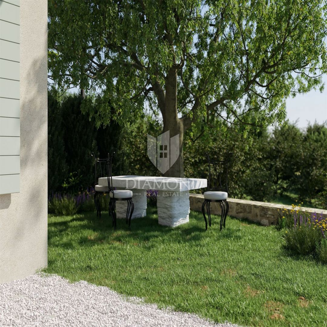 Okolica Brtonigle! Luksuzna vila s poznim pogledom na morje!