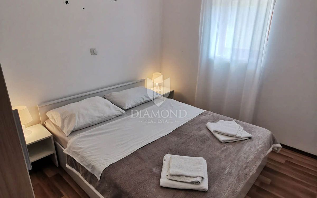 Okolica Buzeta, samostojna hiša z bazenom na mirni lokaciji