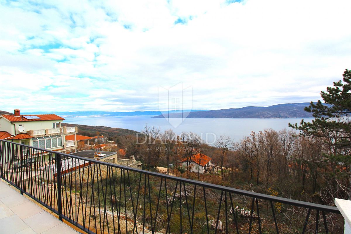 Labin, Rabac, nova hiša s prekrasnim pogledom na morje