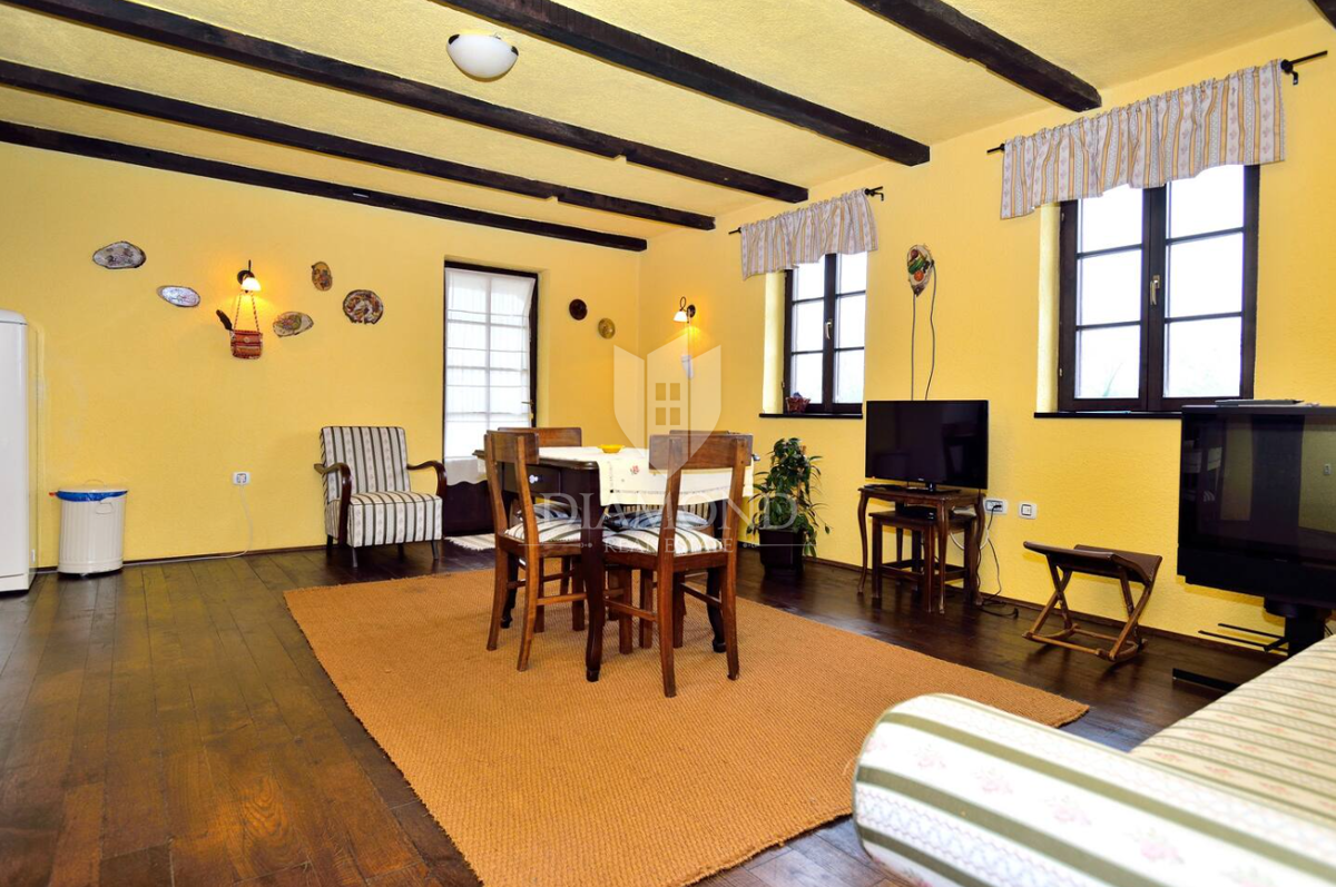 Osrednja Istra, lepa avtohtona počitniška hiša