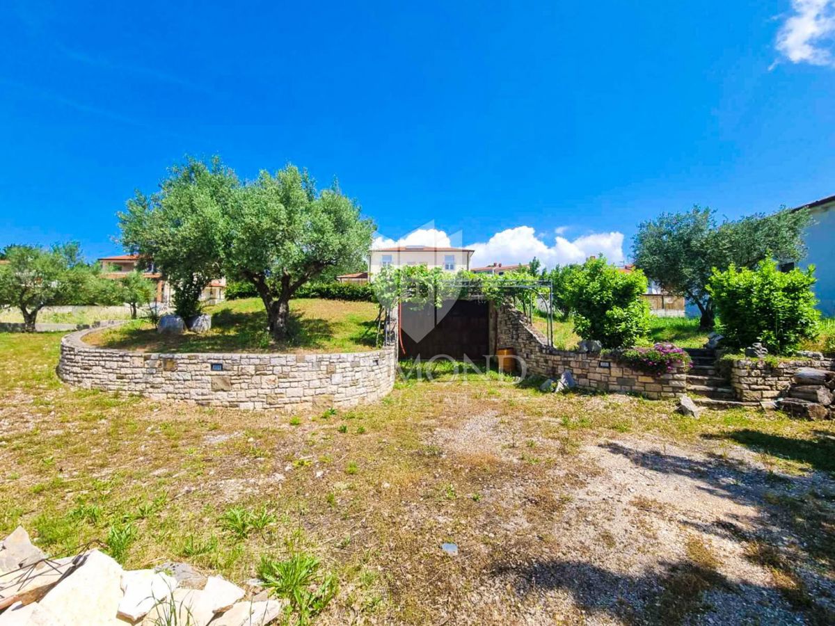 Poreč, okolica, impozantna vila s pogledom na morje!