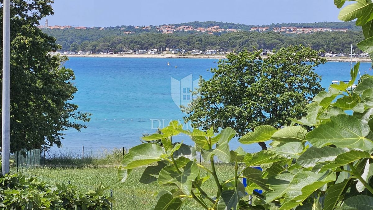 Medulin, idilična hiša 1. red do morja
