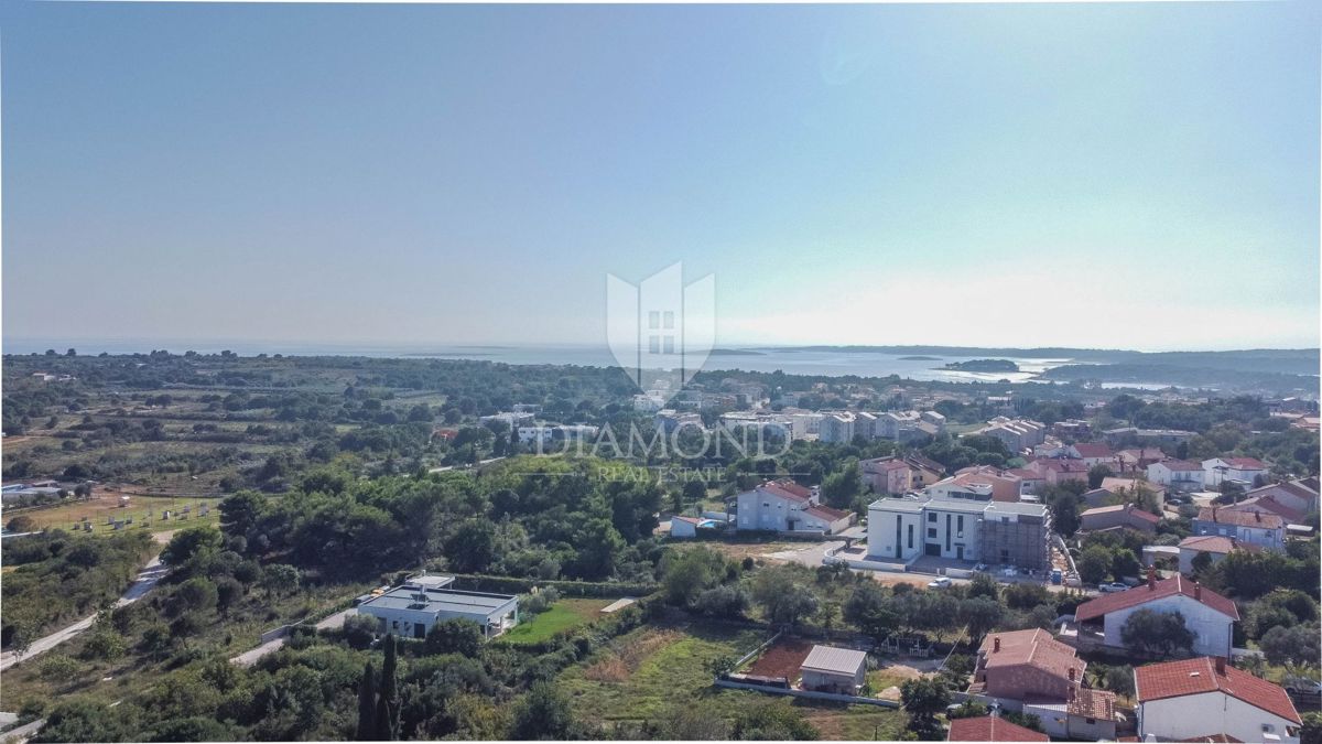 Istra, Medulin, prostoren apartma v pritličju blizu morja