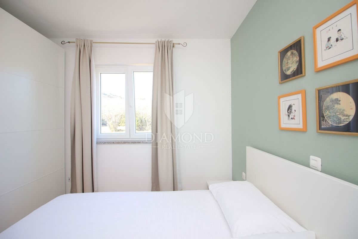 Rabac, okolica, lep dvosobni apartma s pogledom na morje
