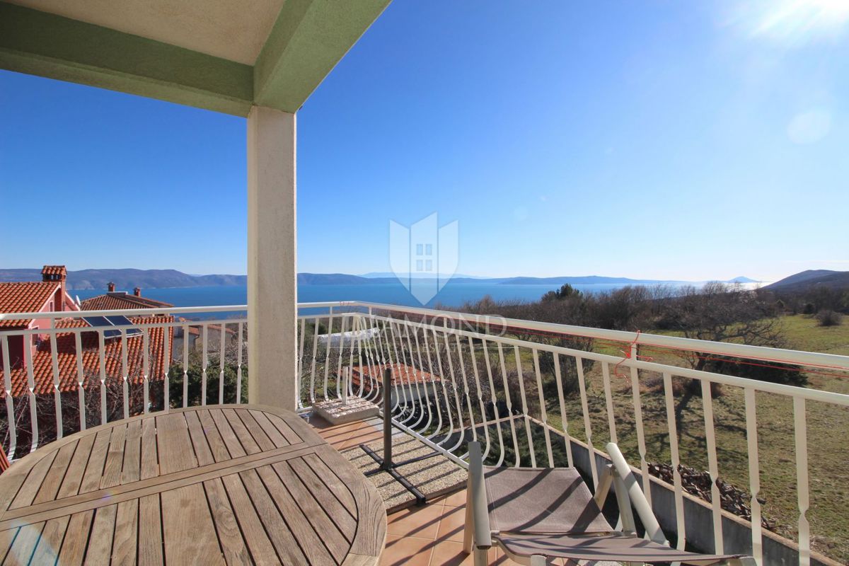 Rabac, okolica, lep dvosobni apartma s pogledom na morje