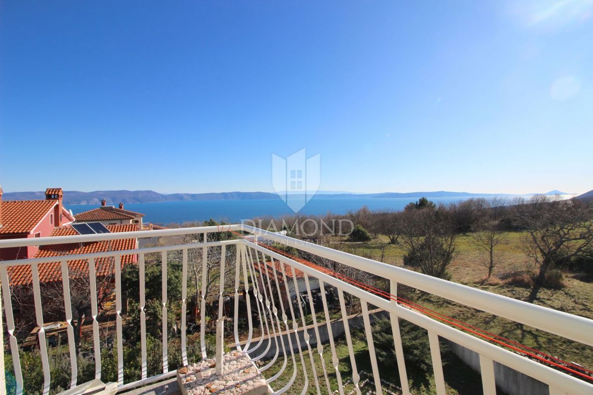 Rabac, okolica, lep dvosobni apartma s pogledom na morje