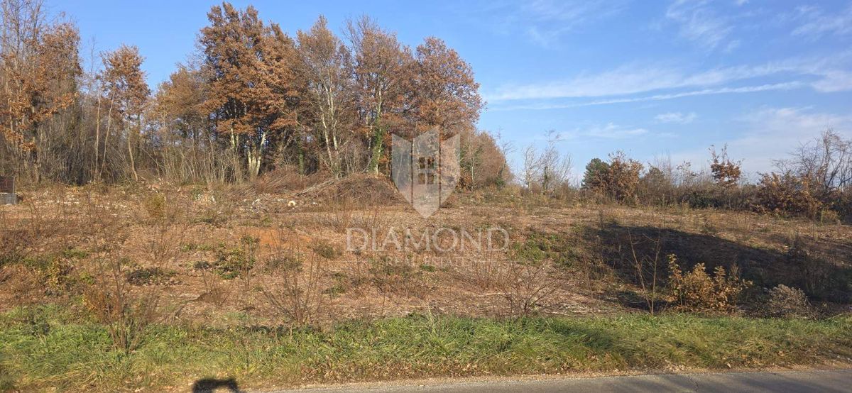 labin, okolica, zazidljivo zemljišče v bližini centra