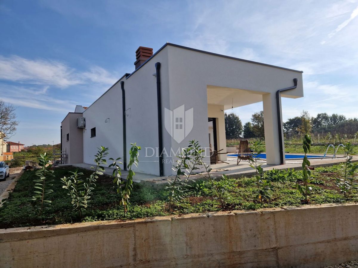 STOP! Na novo zgrajena moderna vila v okolici Rovinja!