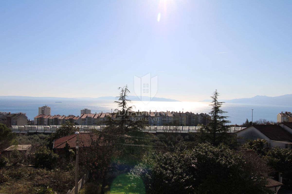 Rijeka, razkošno stanovanje z bonusom
