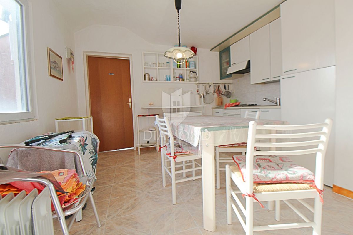 Labin, družinska hiša s 5 apartmaji