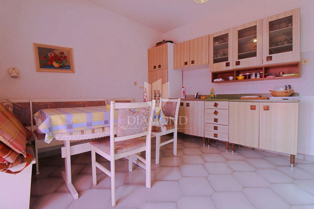 Labin, družinska hiša s 5 apartmaji