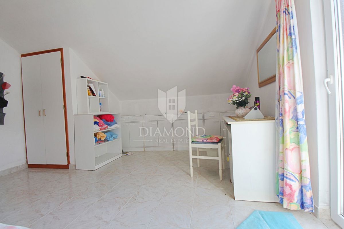 Labin, družinska hiša s 5 apartmaji