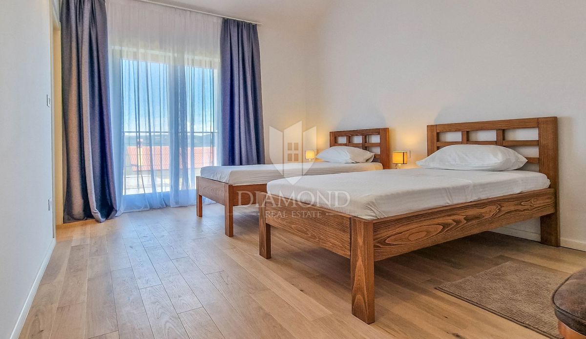 Motovun, čarobna vila 158 m2 s pogledom na Motovun!