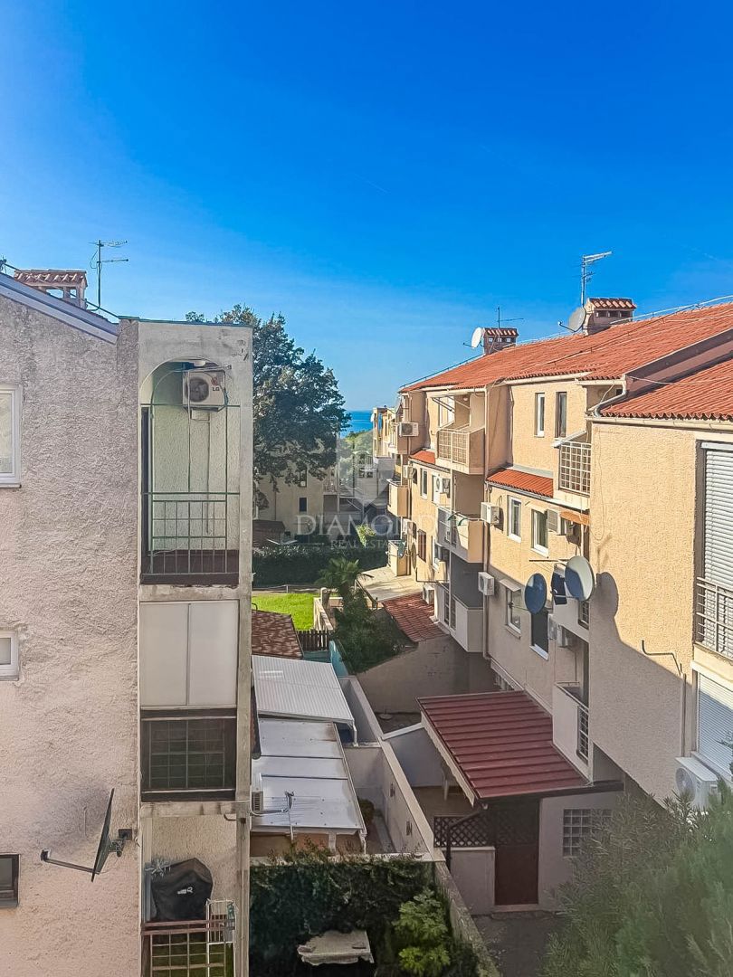 Novigrad, čudovito stanovanje 200 metrov od morja!