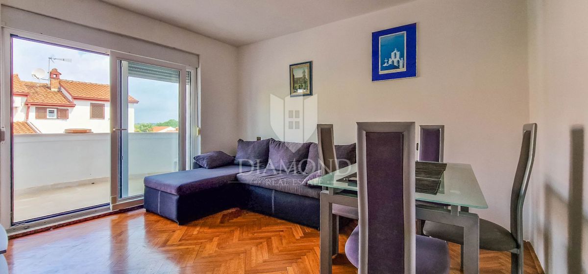 Novigrad, okolica, stanovanje 63 m2, 350 m od morja