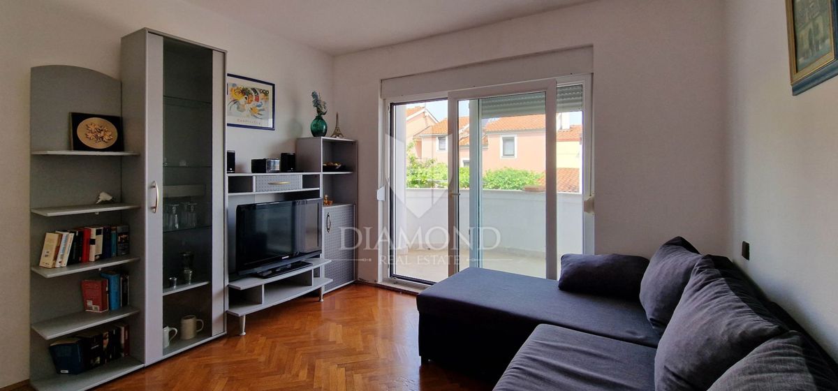 Novigrad, okolica, stanovanje 63 m2, 350 m od morja
